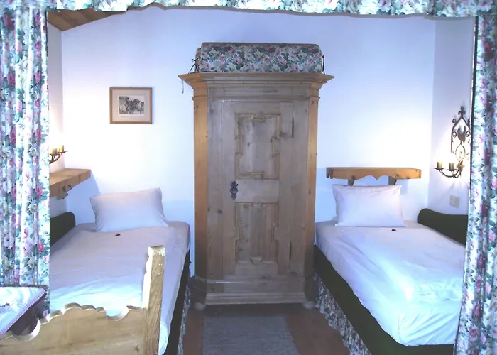 Alp Art מלון גוצנס